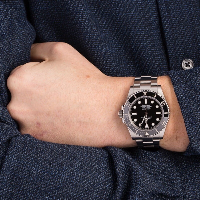 124060 wrist